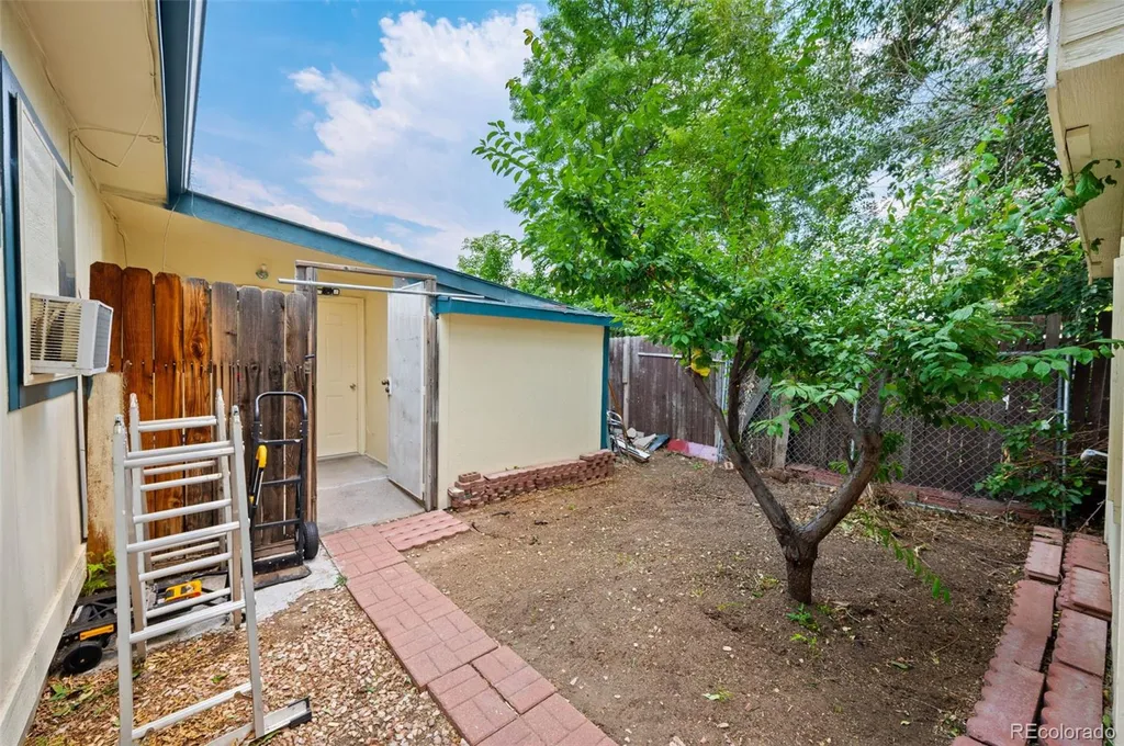 2884 W Iliff Avenue Denver CO 80219