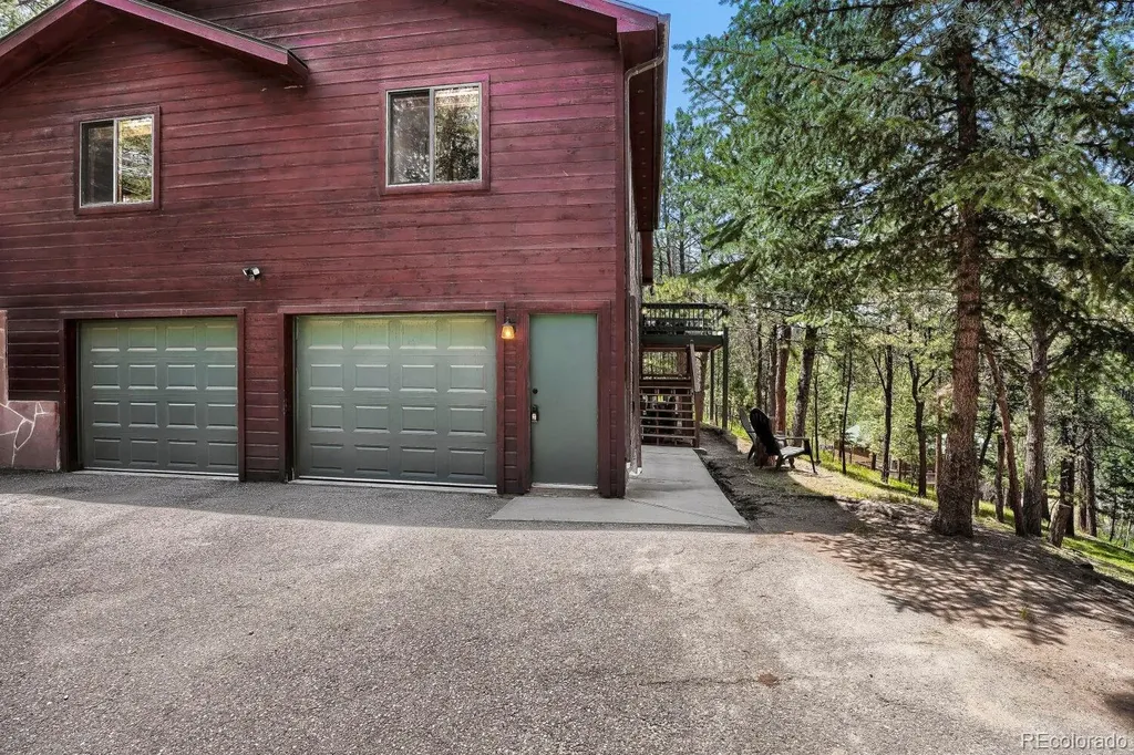 715 Mockingbird Trail Bailey CO 80421