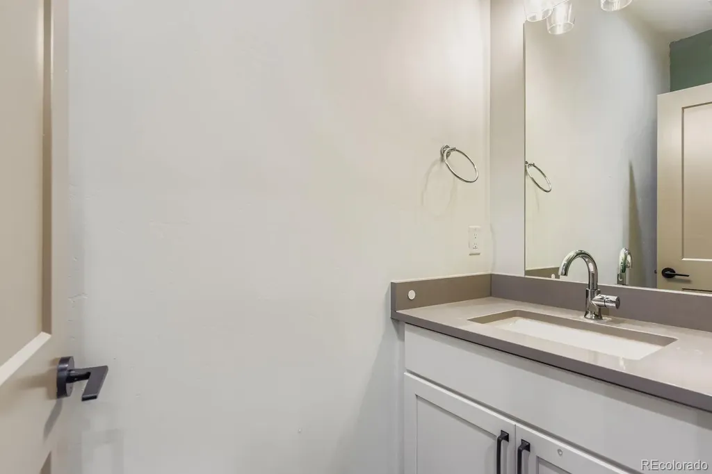 1280 E Hampden Avenue Englewood CO 80113