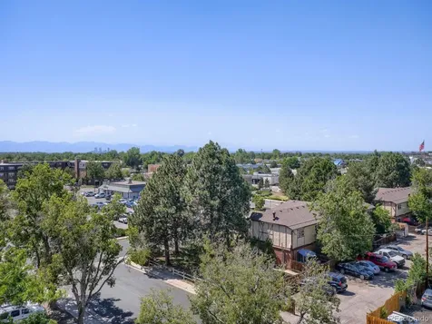 1011 S Ironton Street Aurora CO 80012