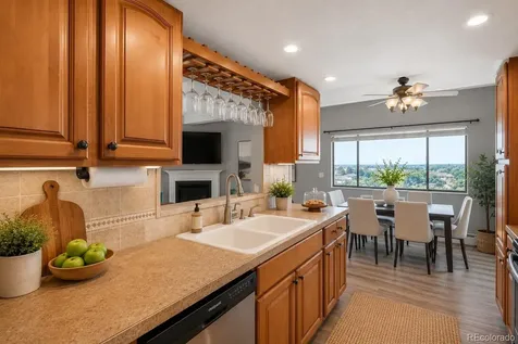 1011 S Ironton Street Aurora CO 80012