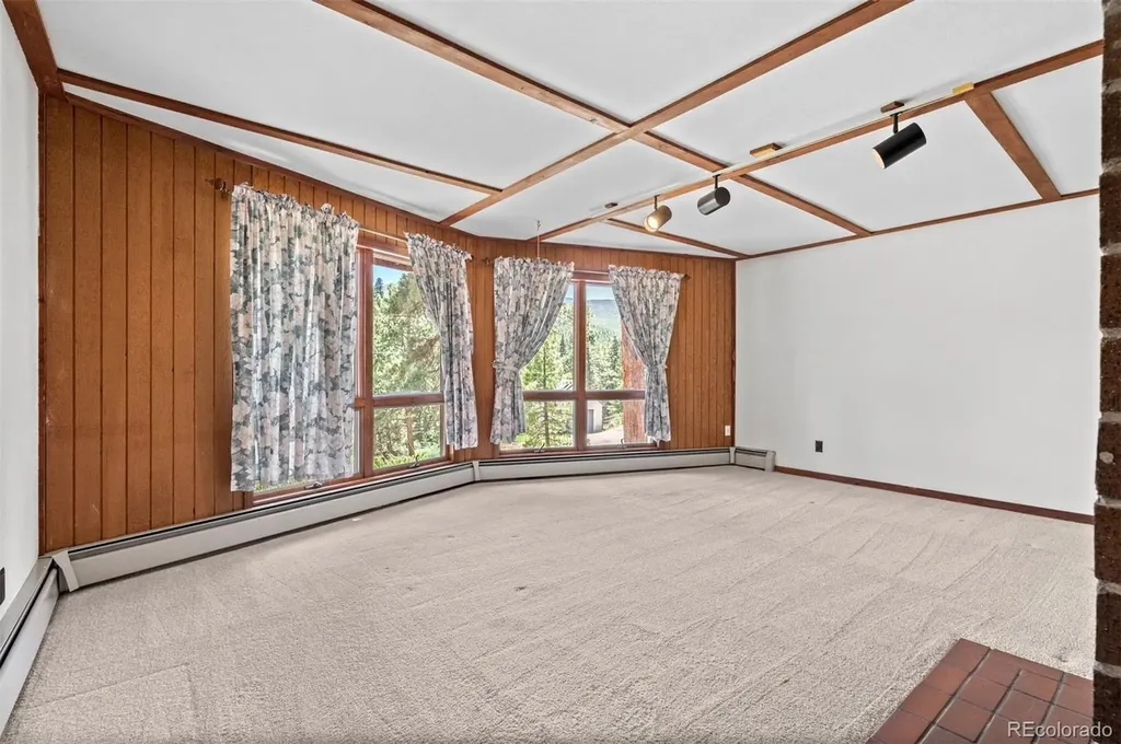 33057 Little Cub Road Evergreen CO 80439
