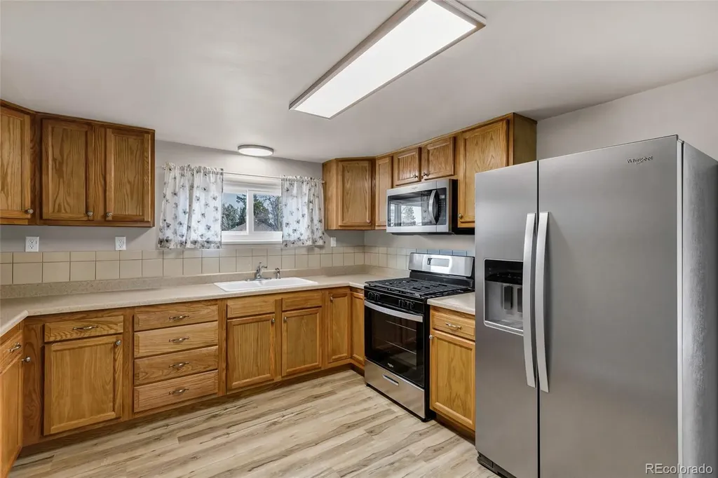 408 Sioux Avenue Simla CO 80835