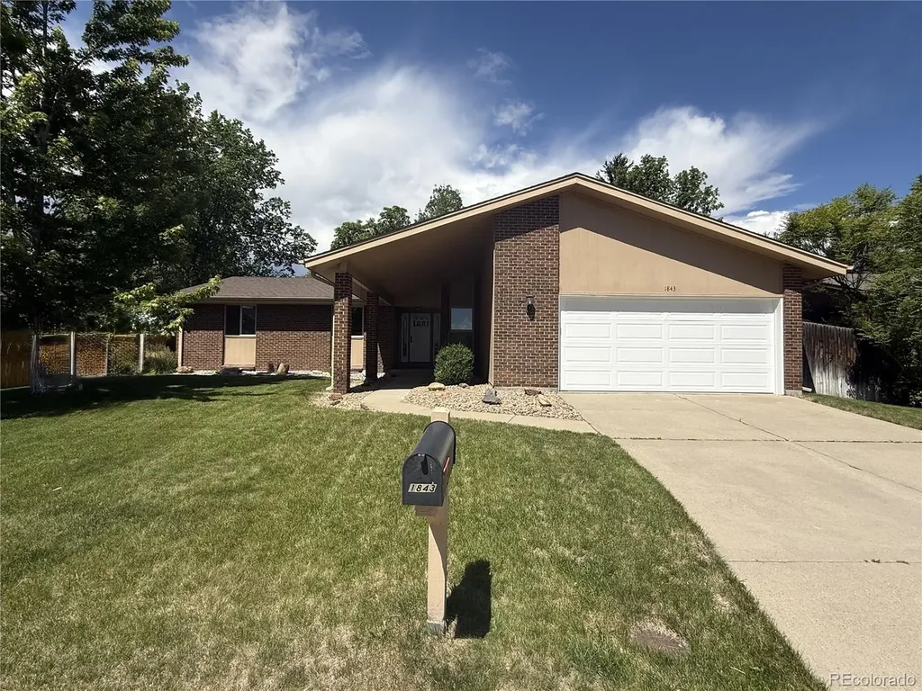 1843 S Pierson Court Lakewood CO 80232