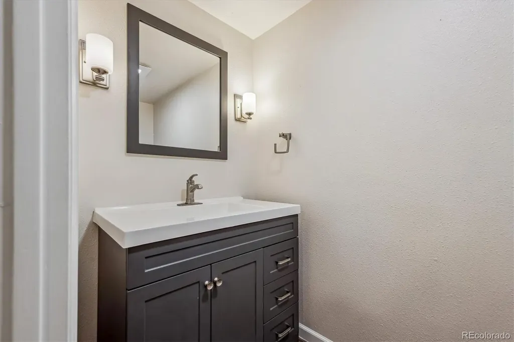 1843 S Pierson Court Lakewood CO 80232