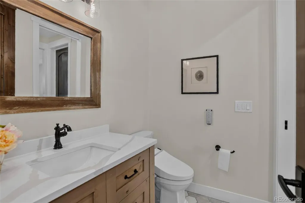 19404 Hilltop Pines Path Monument CO 80132