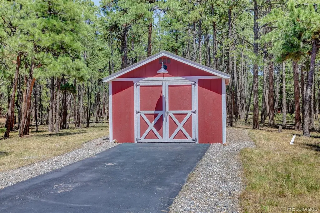 19404 Hilltop Pines Path Monument CO 80132