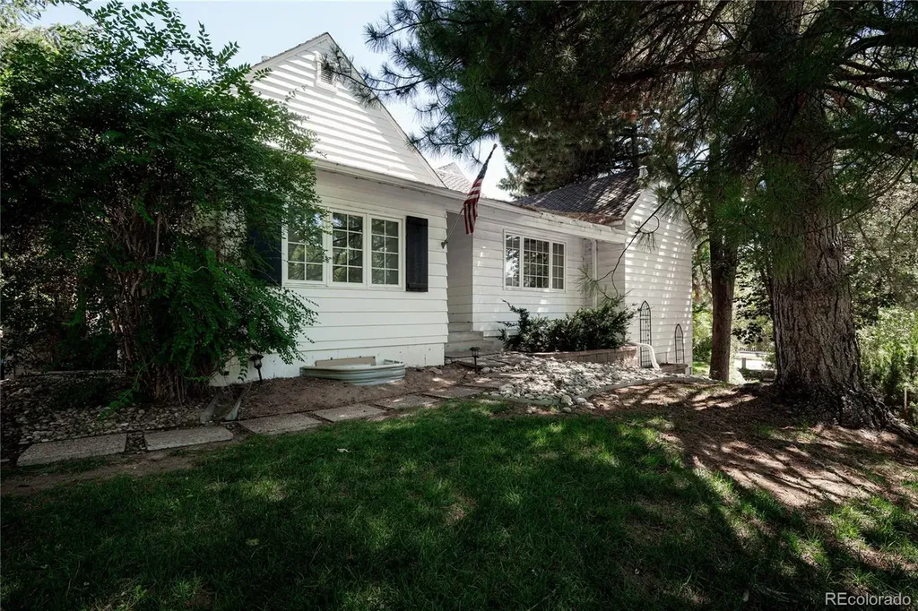 4675 S Yosemite Street Denver CO 80237