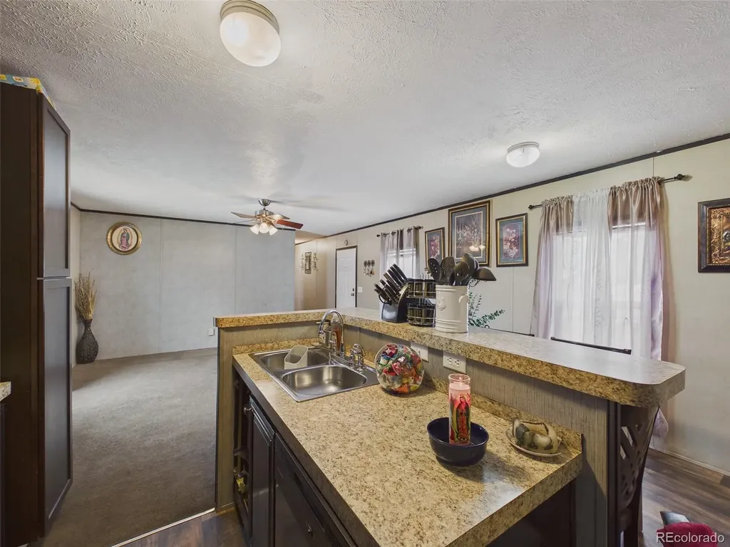 4211 E 100th Avenue Thornton CO 80229