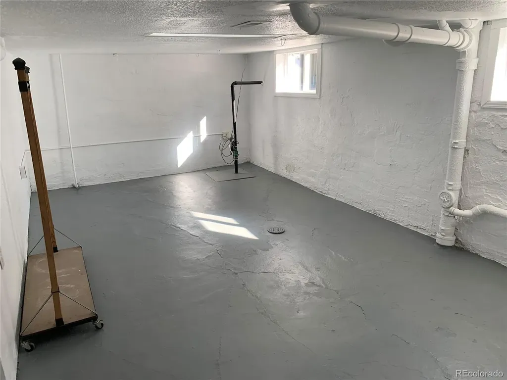 4385 Benton Denver CO 80212