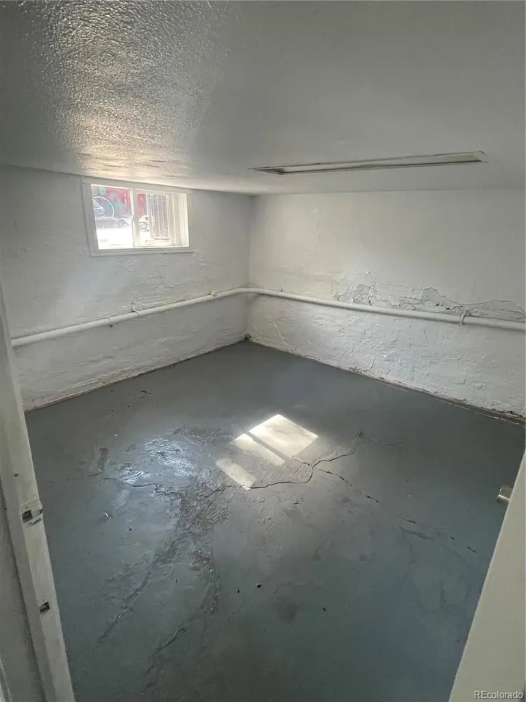 4385 Benton Denver CO 80212