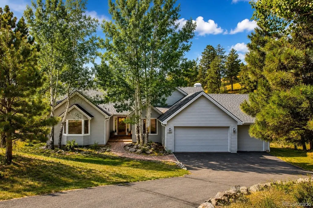 1107 Preserve Circle Golden CO 80401