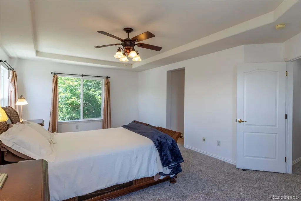 10832 Trotwood Way Littleton CO 80126