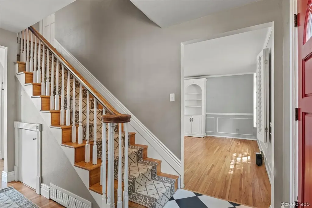 2912 Drakestone Colorado Springs CO 80909