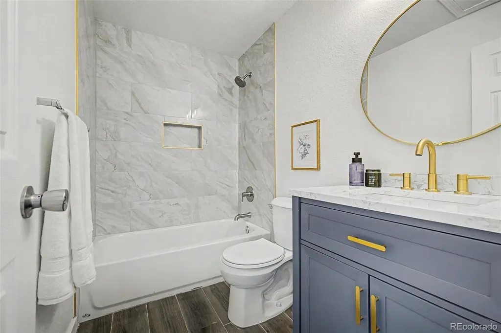 17391 E Layton Drive Aurora CO 80015