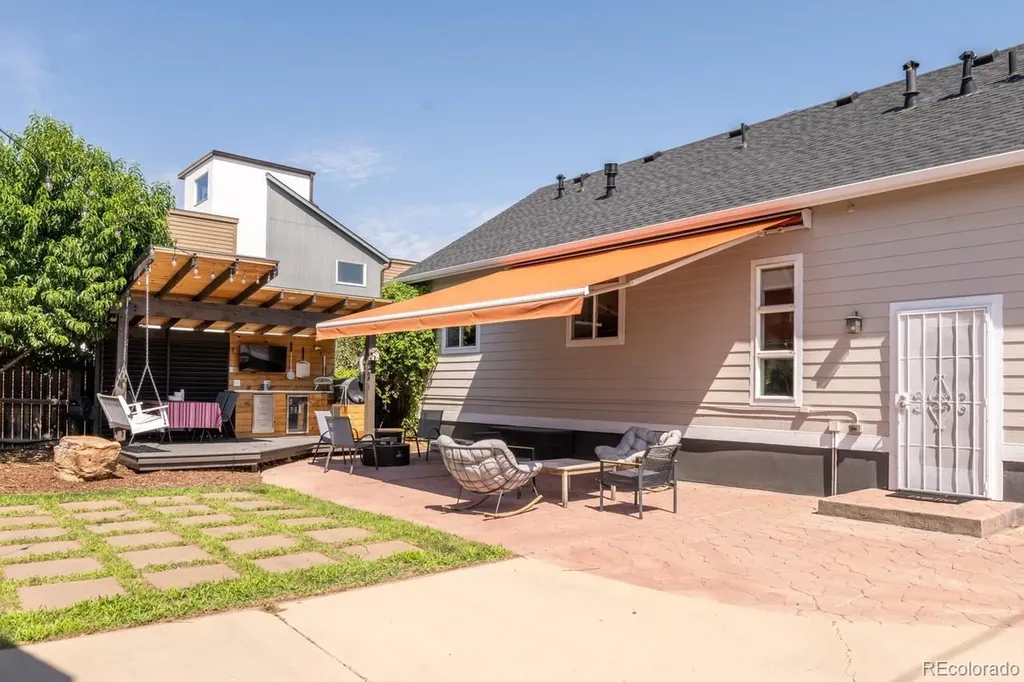 2330 W Scott Place Denver CO 80211
