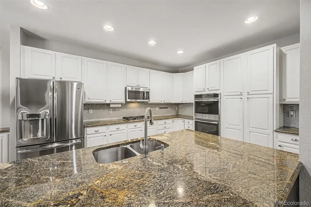 6934 S Fultondale Circle Aurora CO 80016