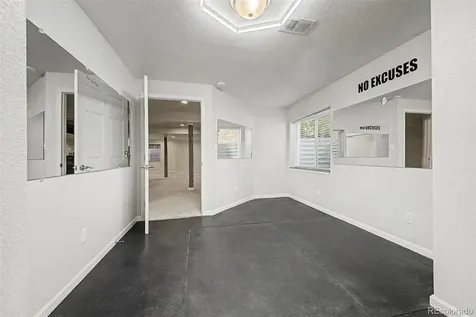 6934 S Fultondale Circle Aurora CO 80016