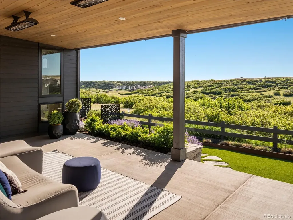 6642 Canyonpoint Road Castle Pines CO 80108