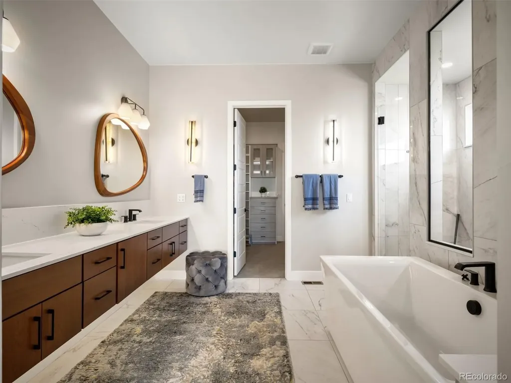 6642 Canyonpoint Road Castle Pines CO 80108