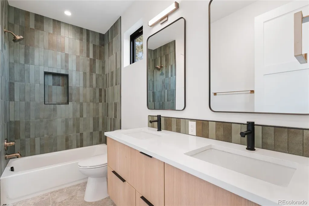2364 S Cherokee Street Denver CO 80223