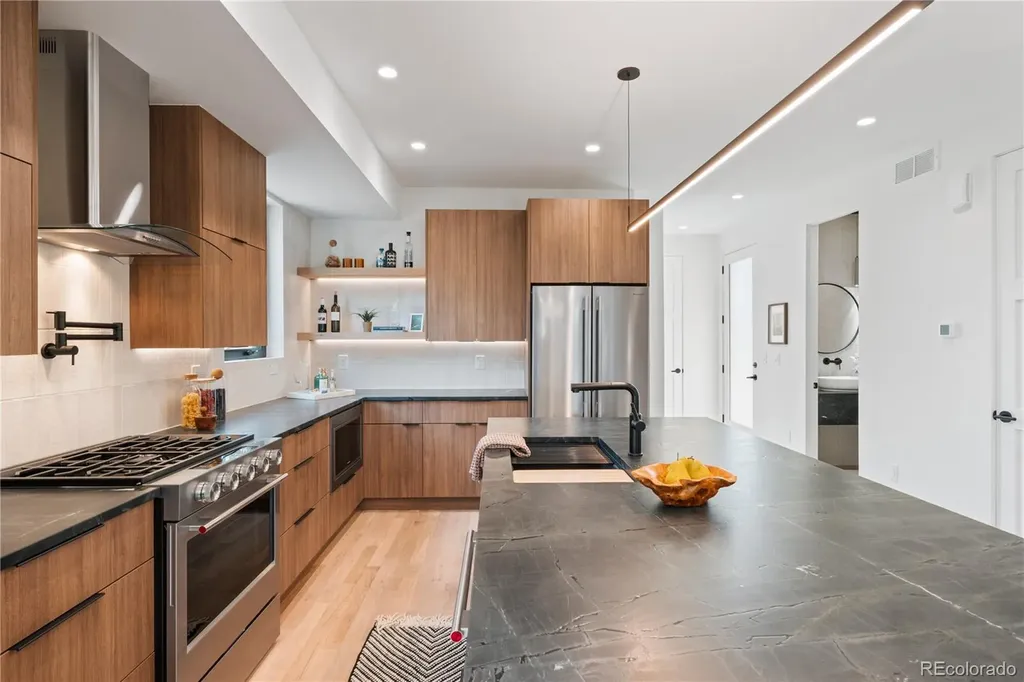 2364 S Cherokee Street Denver CO 80223