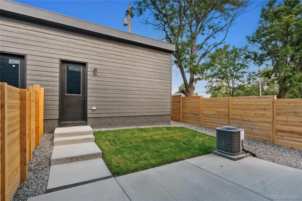 2364 S Cherokee Street Denver CO 80223