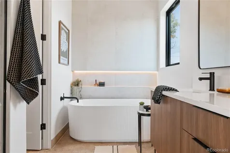 2364 S Cherokee Street Denver CO 80223