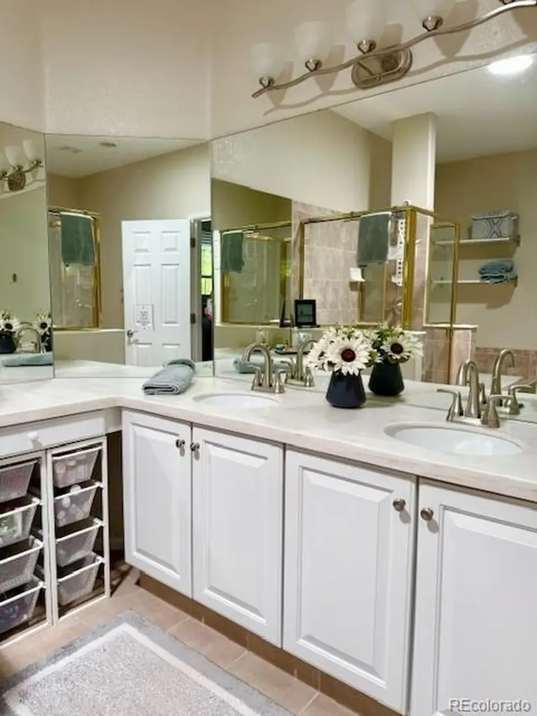 601 Clarendon Loop Castle Pines CO 80108