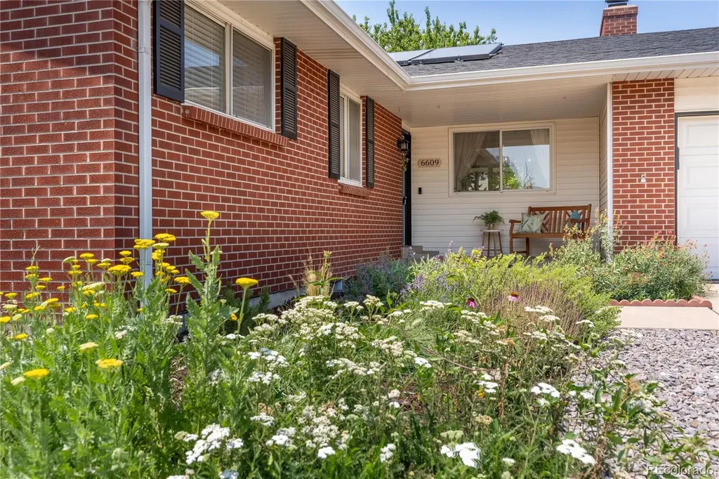 6609 W Fair Drive Littleton CO 80123