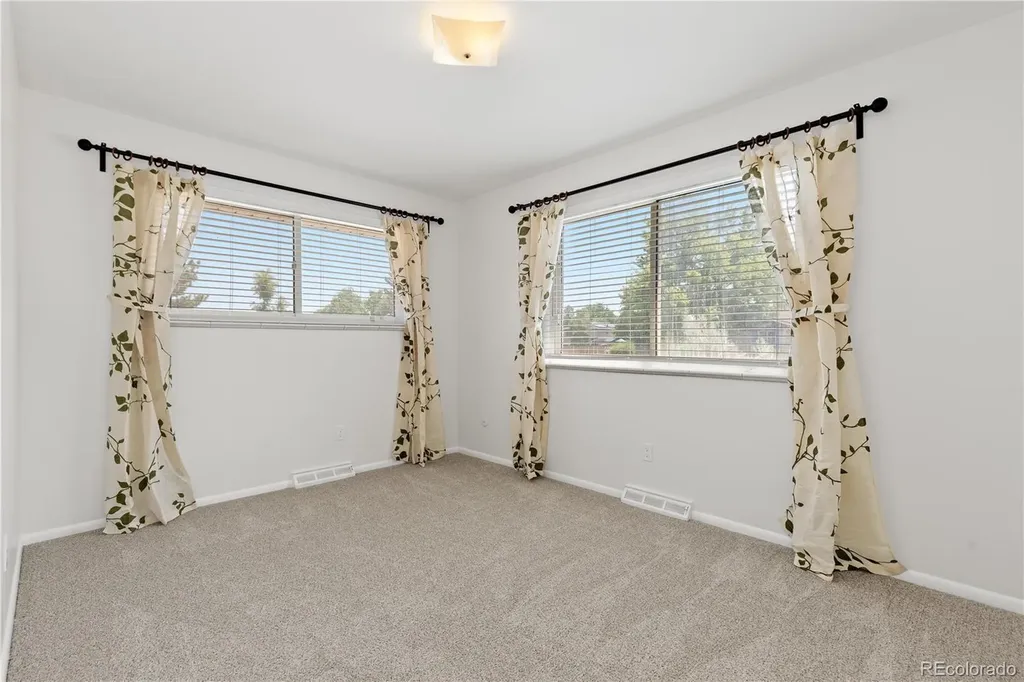 6609 W Fair Drive Littleton CO 80123