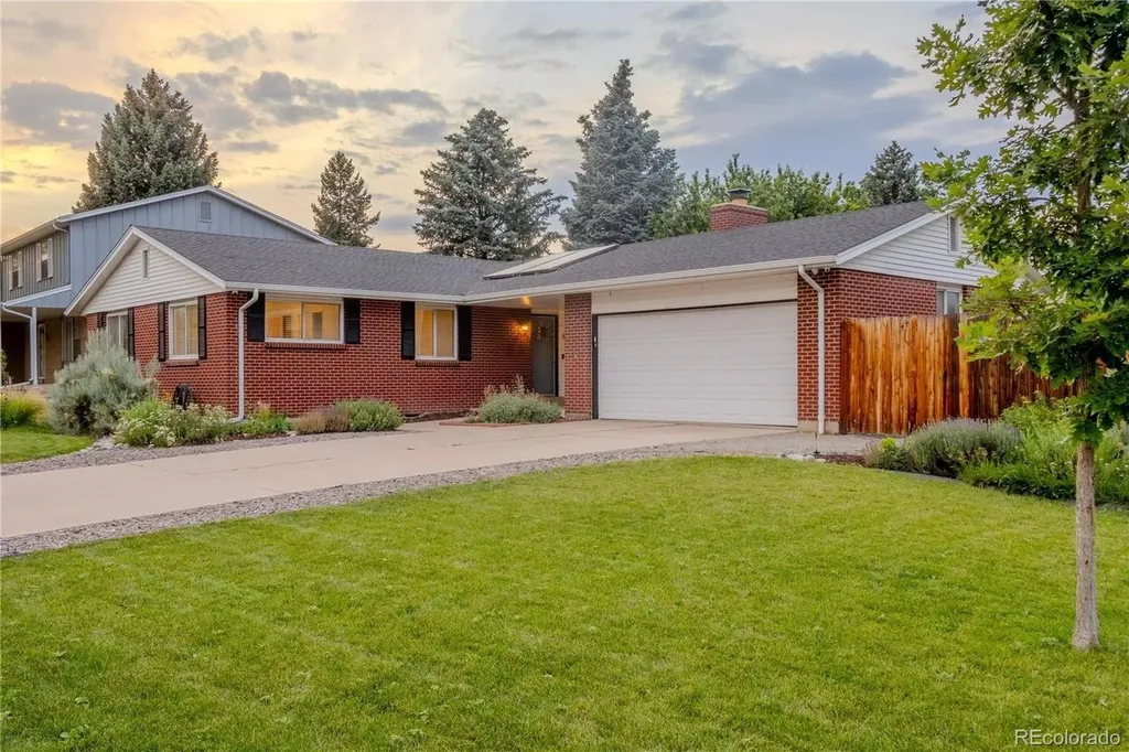 6609 W Fair Drive Littleton CO 80123
