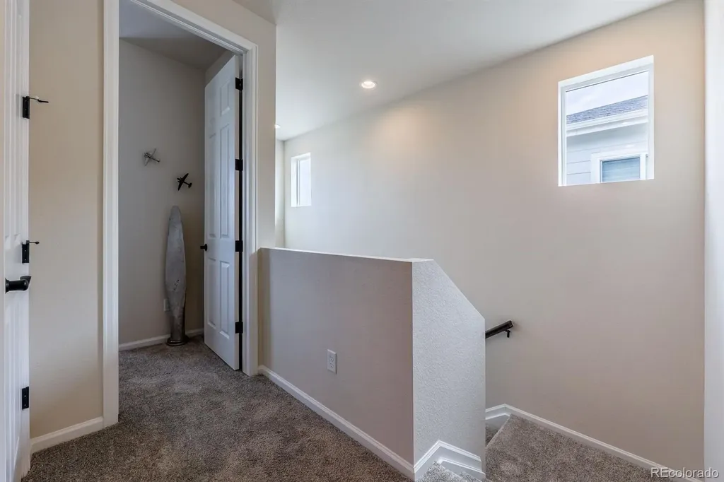 75 S Uriah Street Aurora CO 80018