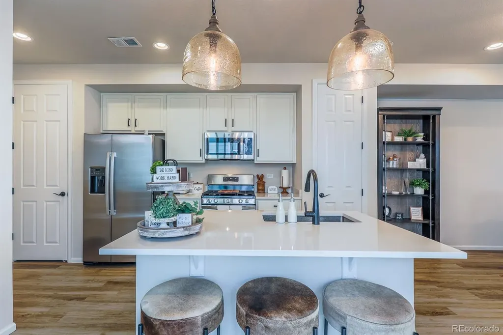 75 S Uriah Street Aurora CO 80018