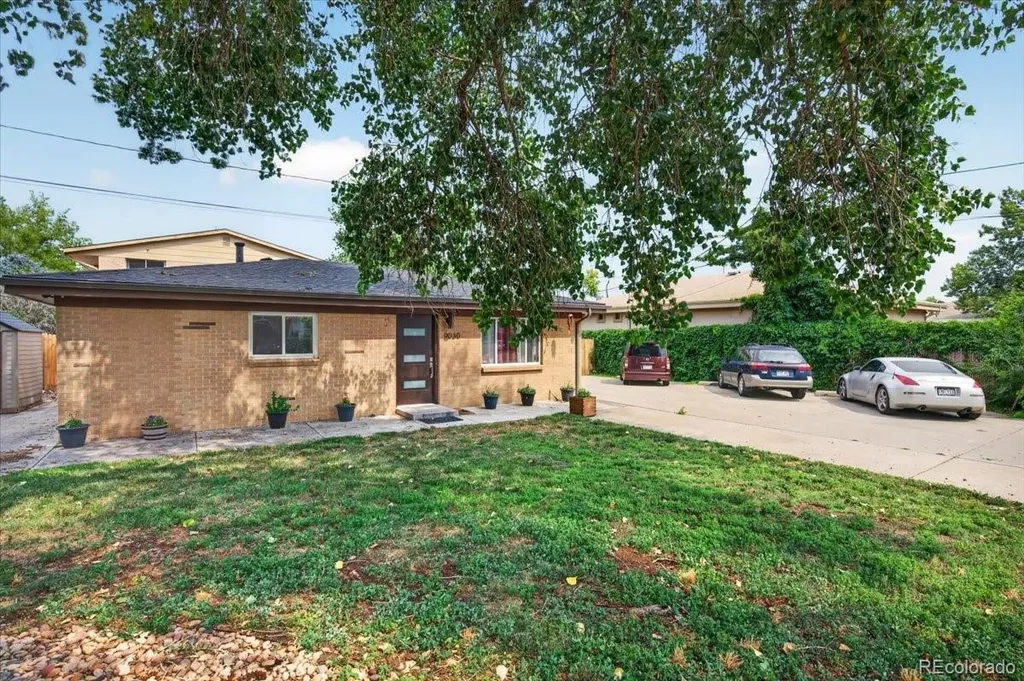 9030 Elm Court Denver CO 80260