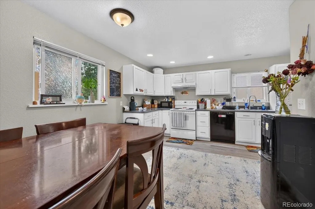 9030 Elm Court Denver CO 80260