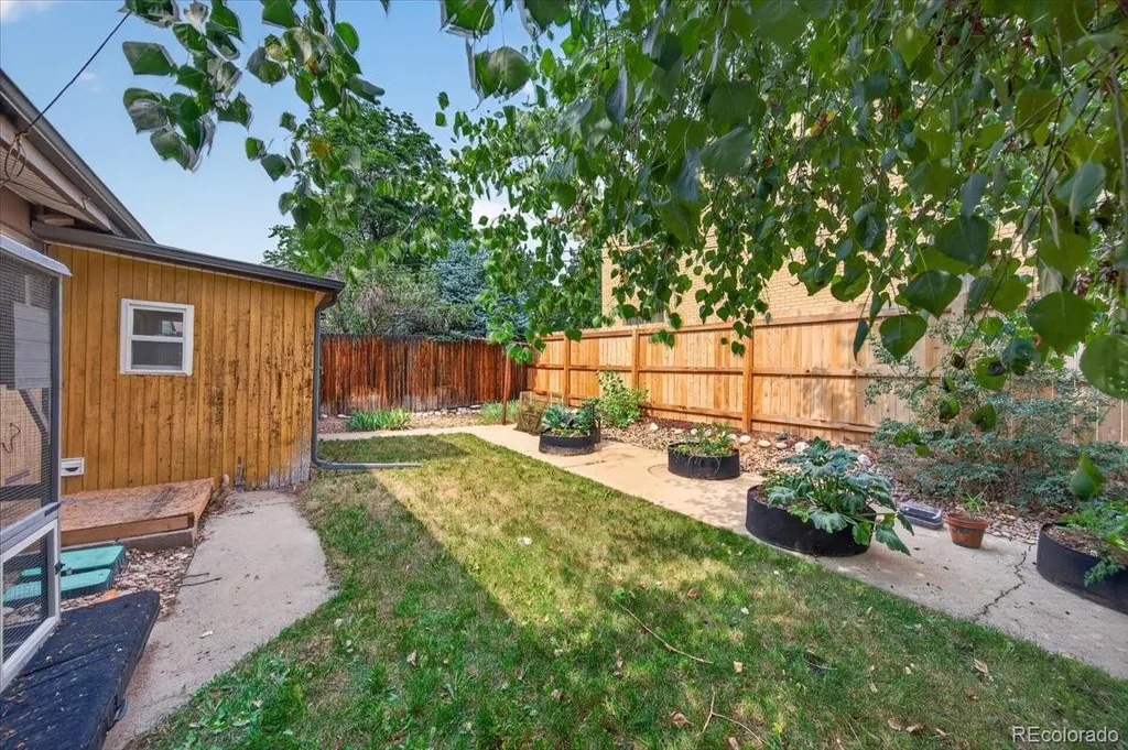 9030 Elm Court Denver CO 80260