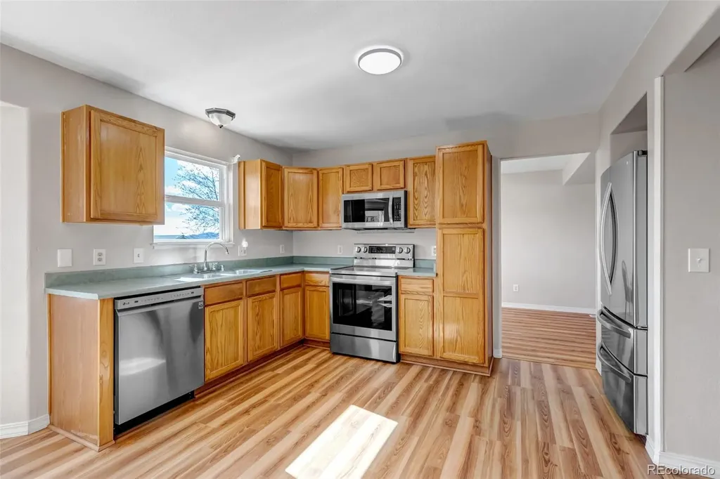 2375 Lisa Drive Colorado Springs CO 80915