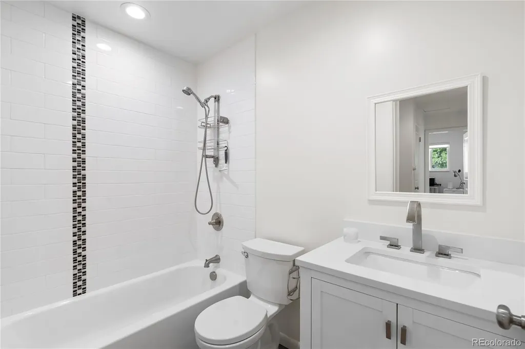 6100 S Ivy Street Centennial CO 80111