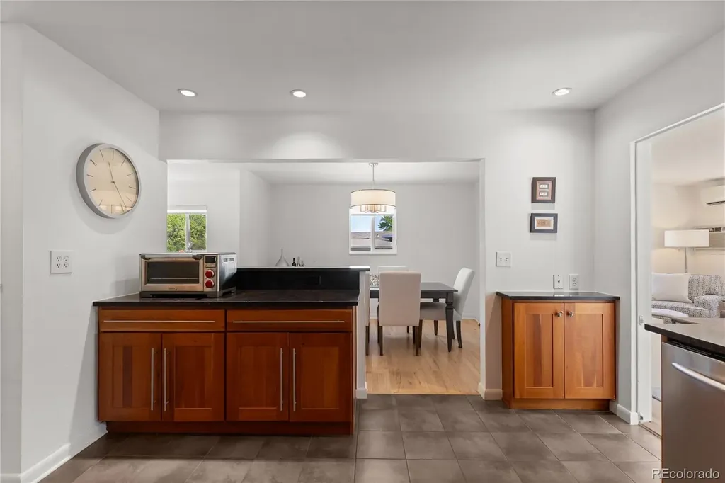 6100 S Ivy Street Centennial CO 80111