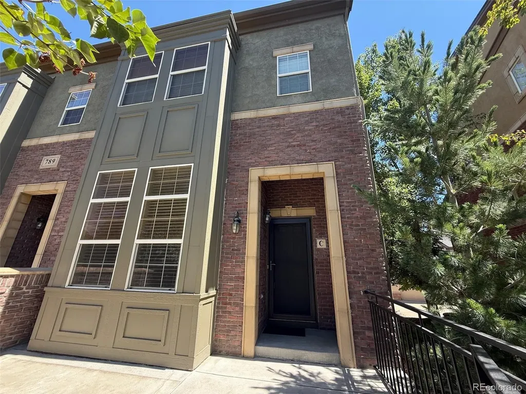789 Bristle Pine Circle Highlands Ranch CO 80129