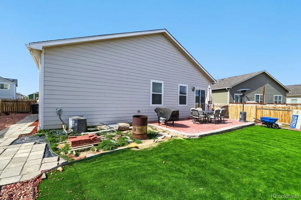 524 Evans Avenue Keenesburg CO 80643