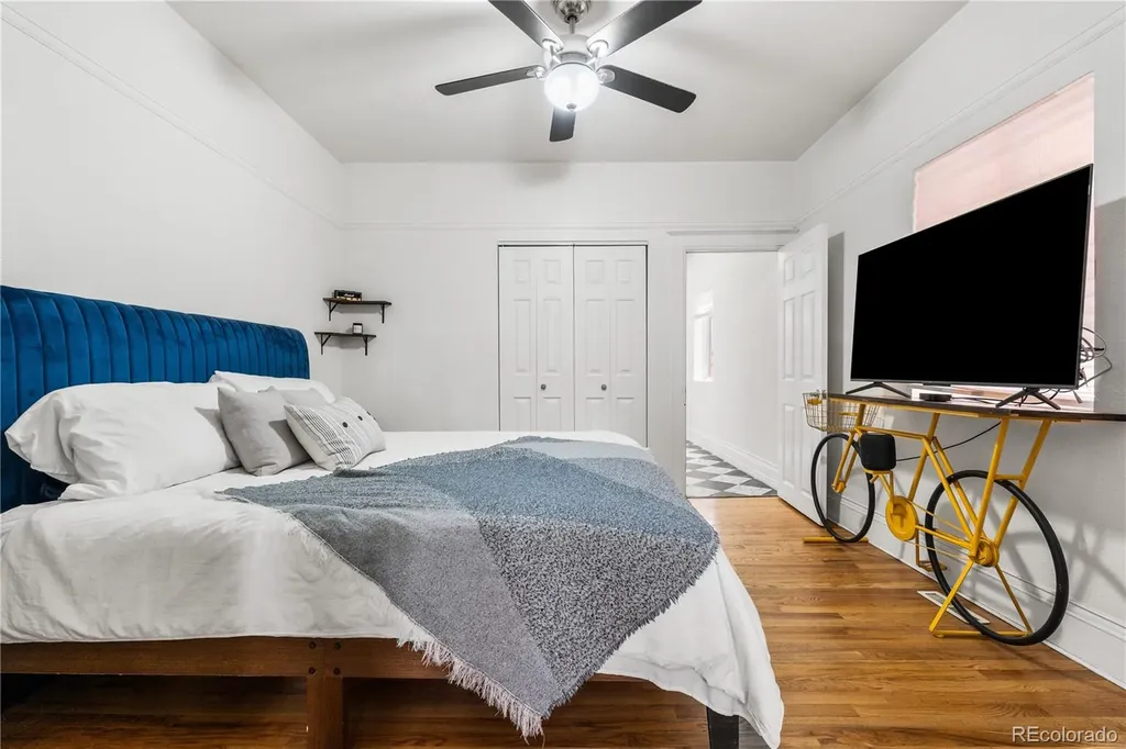 2465 W Caithness Place Denver CO 80211