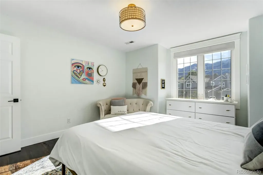 8415 Lauralwood Lane Colorado Springs CO 80919