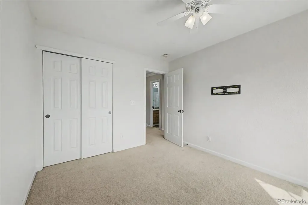 10015 Silver Maple Road Highlands Ranch CO 80129