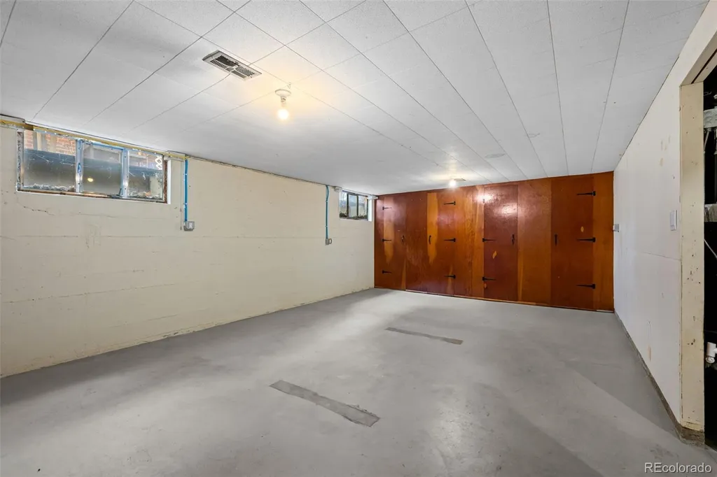 5681 E Gunnison Place Denver CO 80224