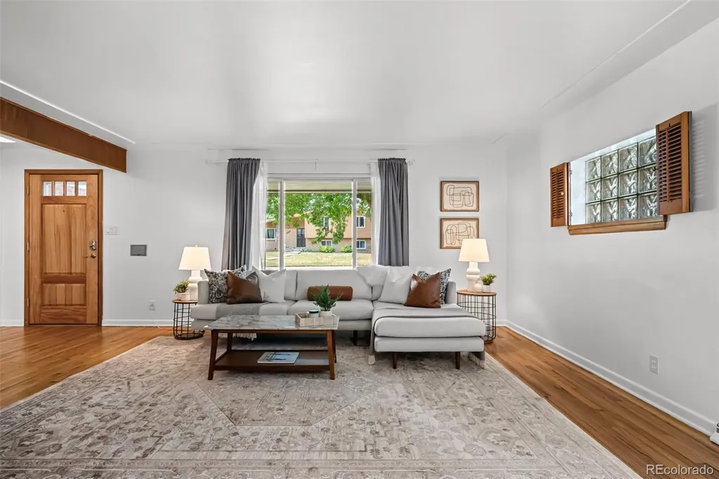 5681 E Gunnison Place Denver CO 80224