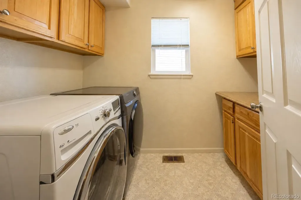 10276 Jill Avenue Littleton CO 80130