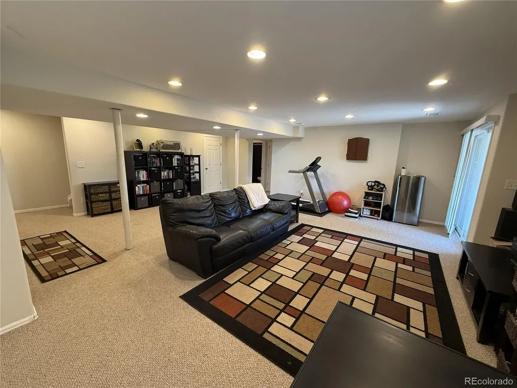 10276 Jill Avenue Littleton CO 80130