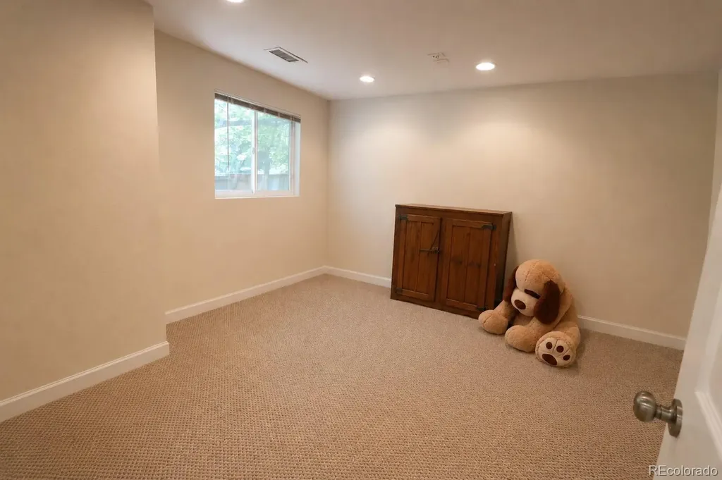 10276 Jill Avenue Littleton CO 80130